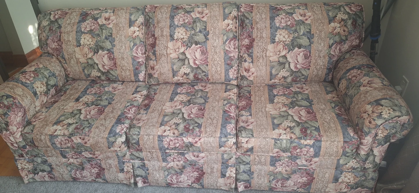 Vintage floral Print Sofa