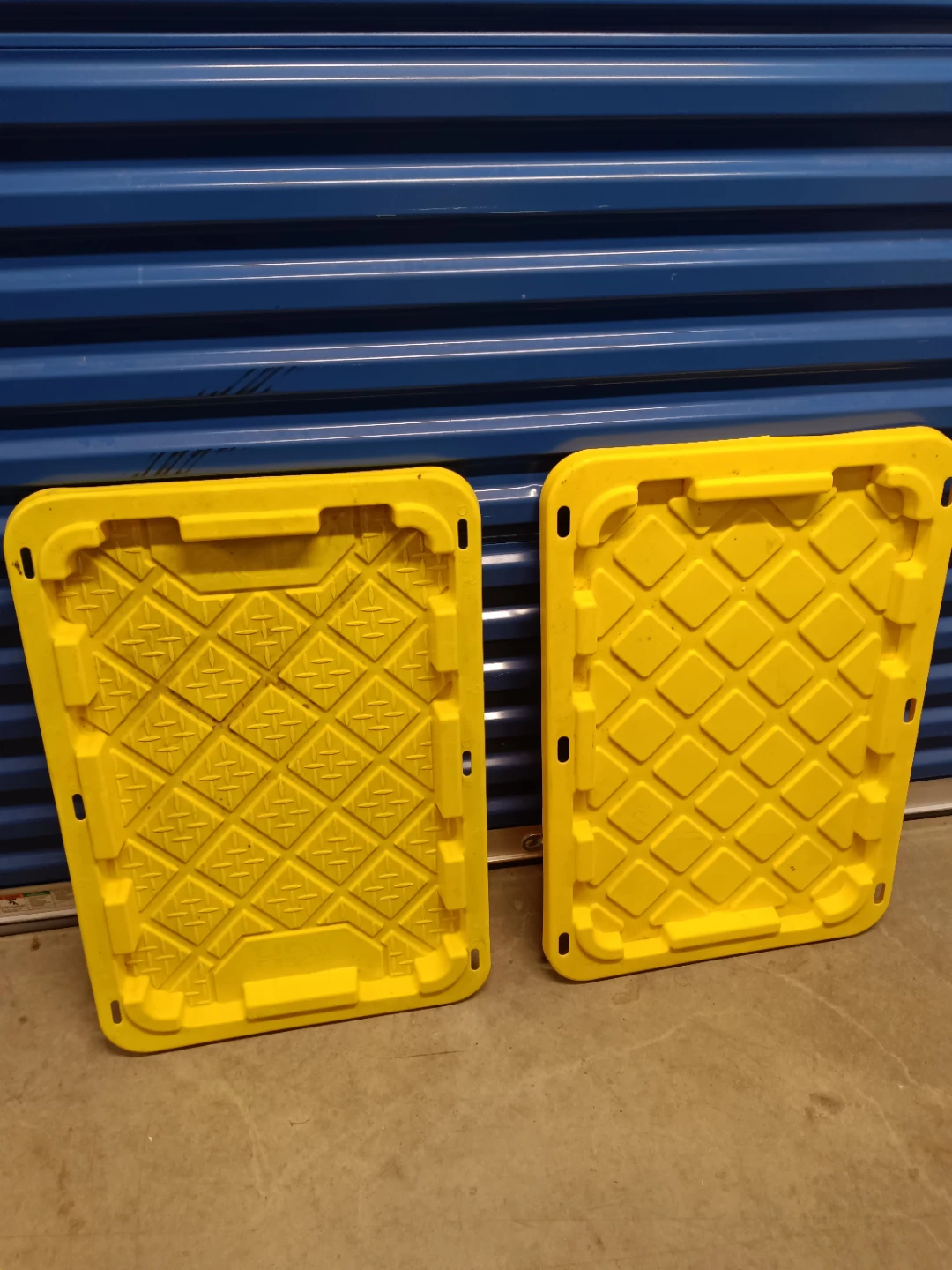 1 Yellow Storage Container Lid