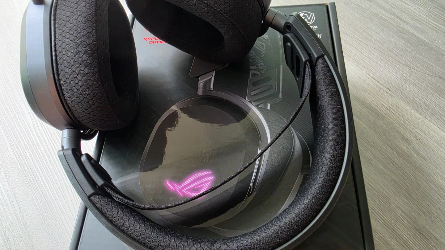 ASUS ROG Pelta Wireless Gaming Headset – Like New - photo 4