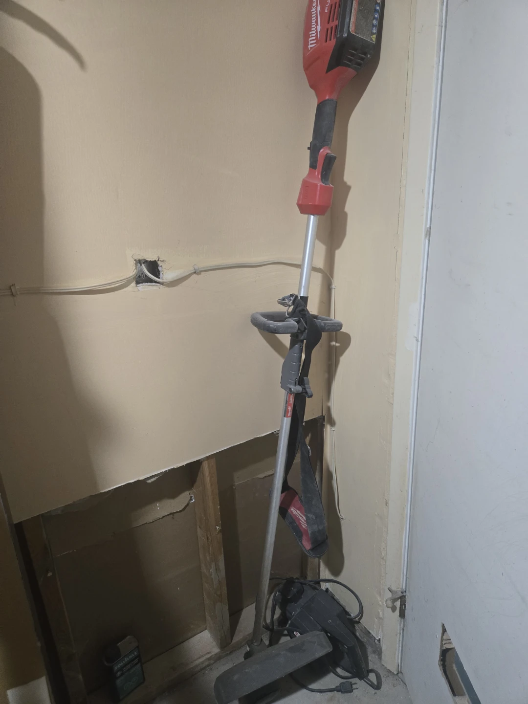 Milwaukee M18 Cordless String Trimmer