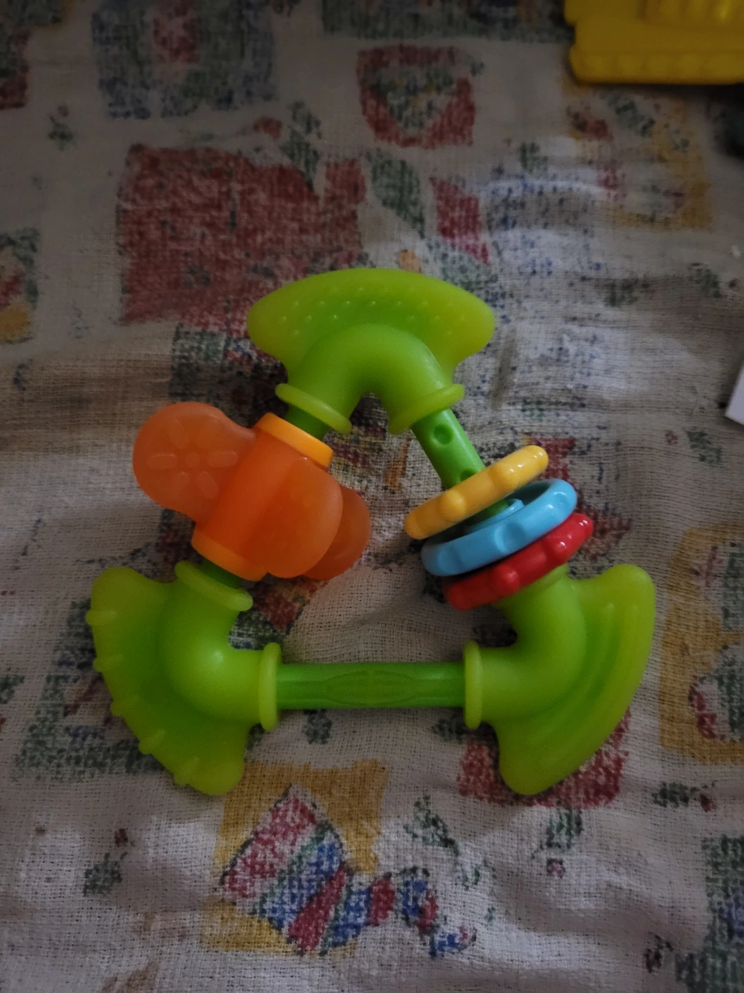 Infantino Topsy Turvy Activity Chewable Teether