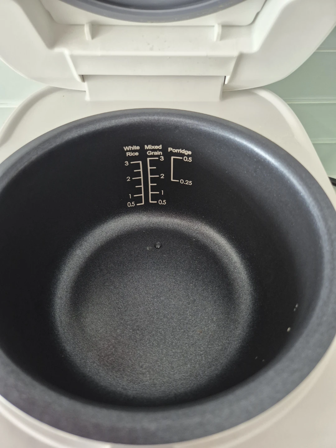 Toshiba  Rice Cooker - photo 2