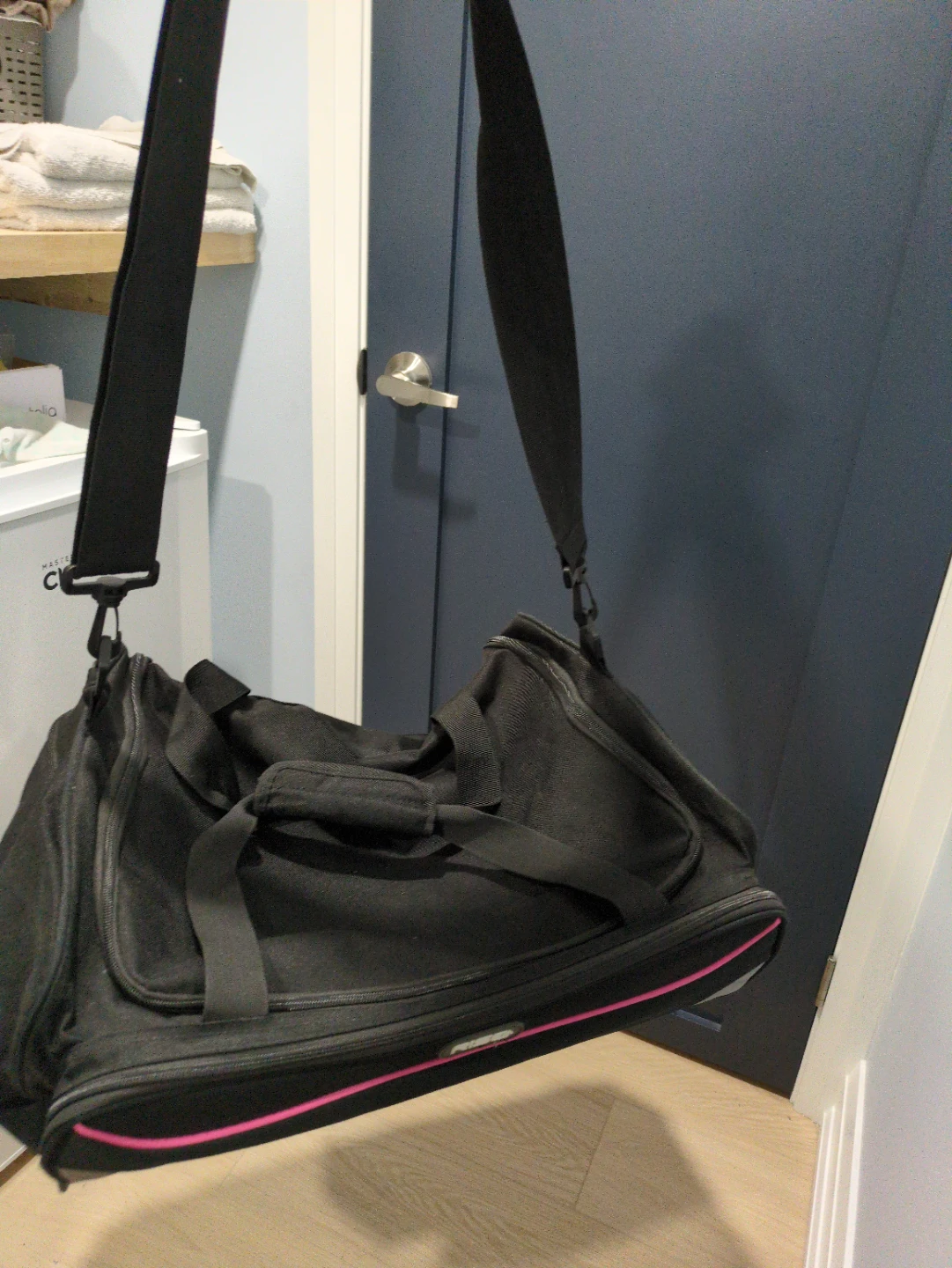 Rise Gear Travel duffle bag with collapsible Shelves - photo 5