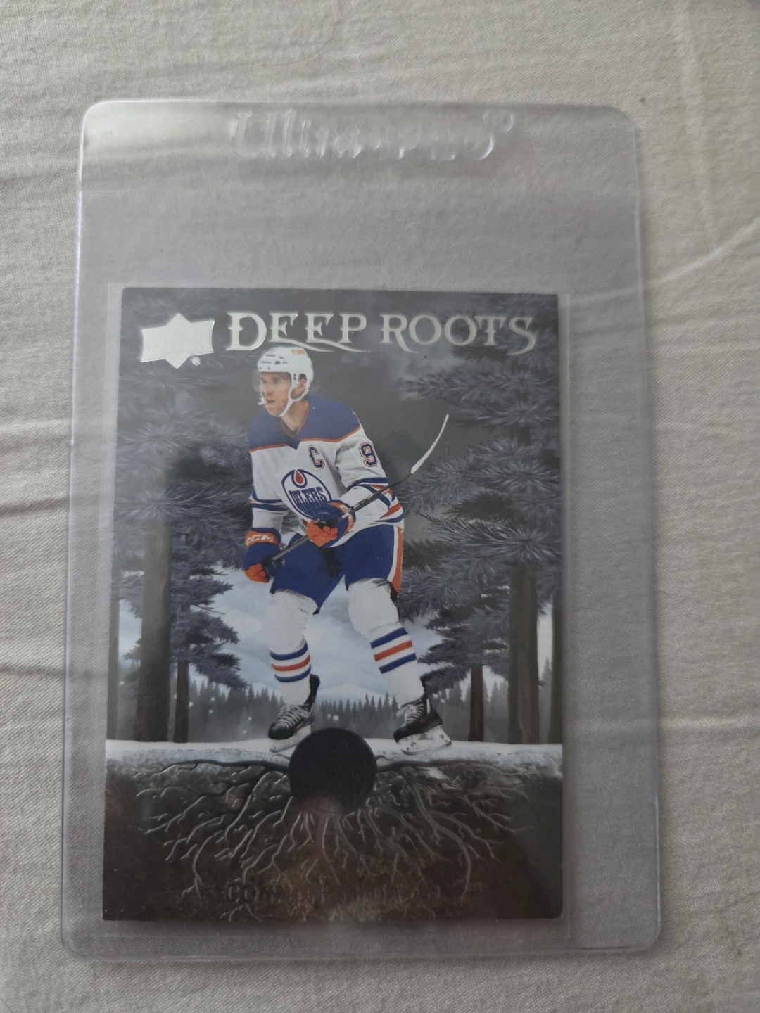 Connor McDavid 2023-24 Upper Deck Deep Roots Hockey Card