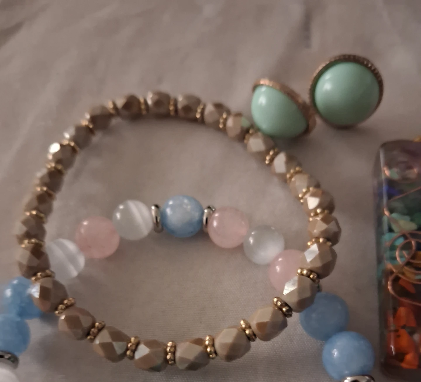 Assorted Beaded Bracelets & Earrings Set - photo 3