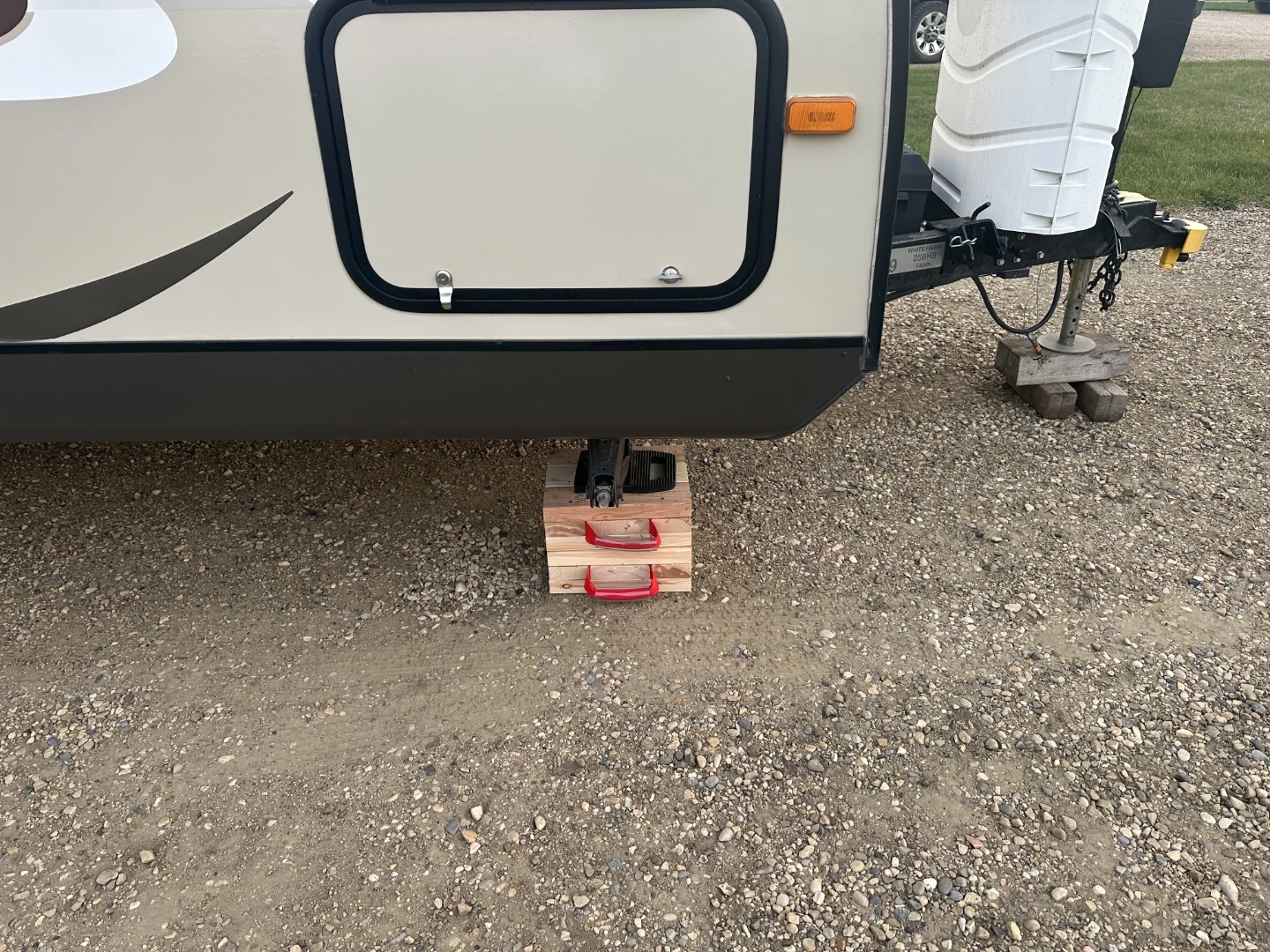 Stackable Leveling Blocks with Handles - photo 2