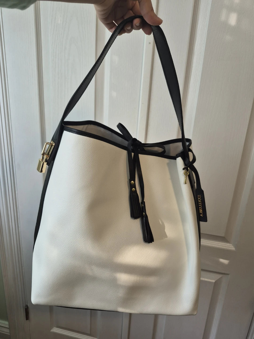 A. Bellucci White Leather Tote Bag - photo 4