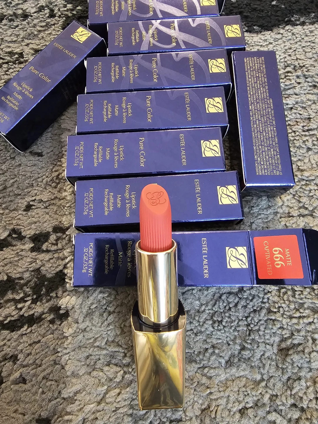 Estee Lauder Pure Color Matte Lipstick 666 Captivated