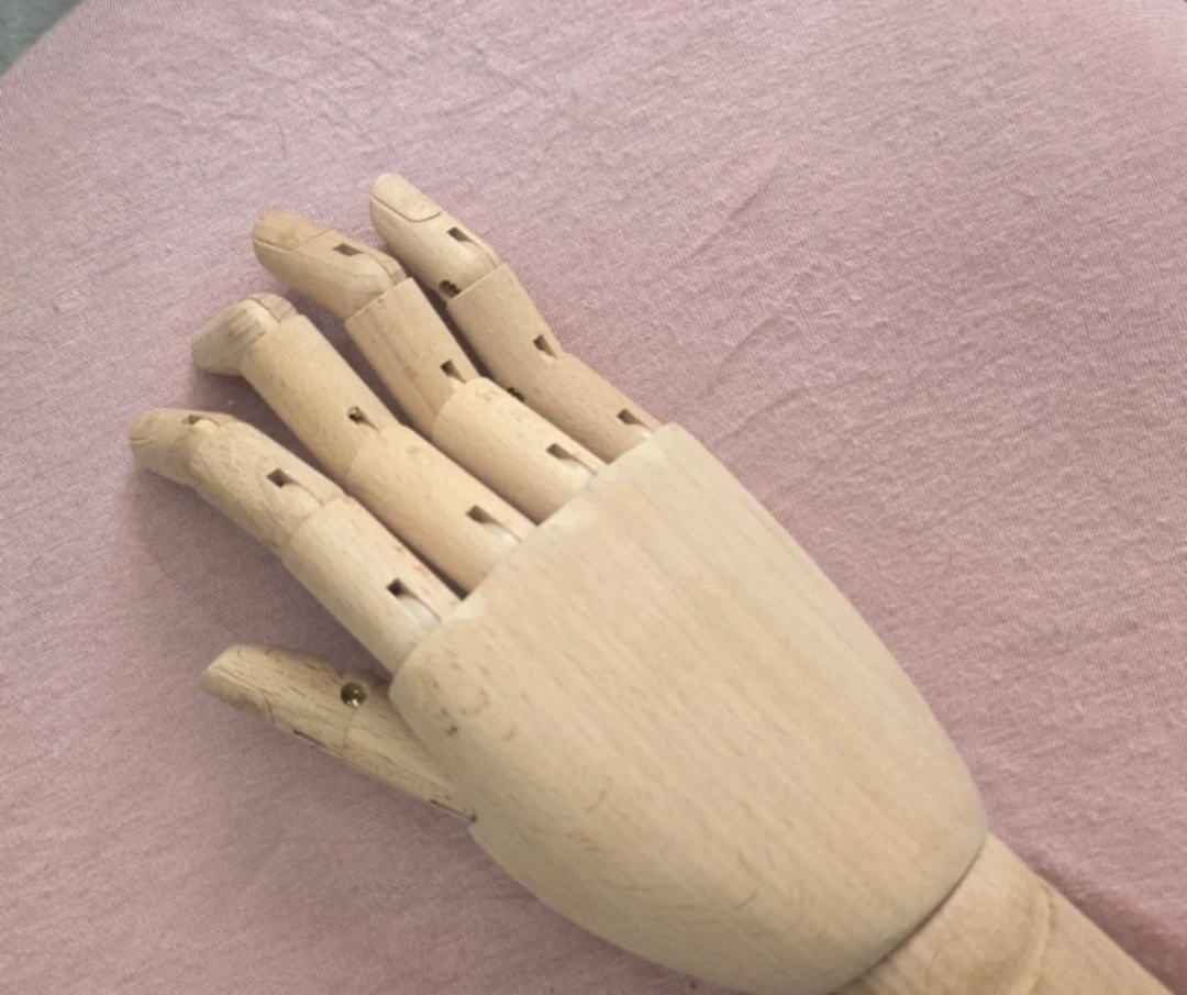 Wooden Artist Mannequin Hand - photo 4