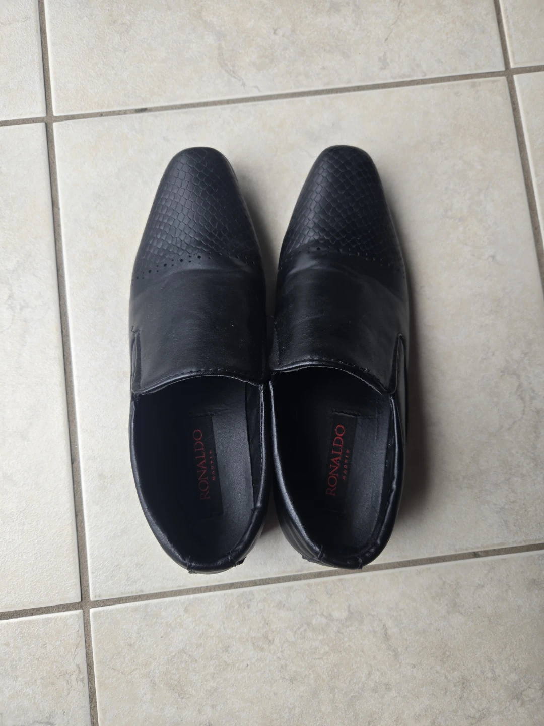 Ronaldo Men's Black Leather Dress Shoes