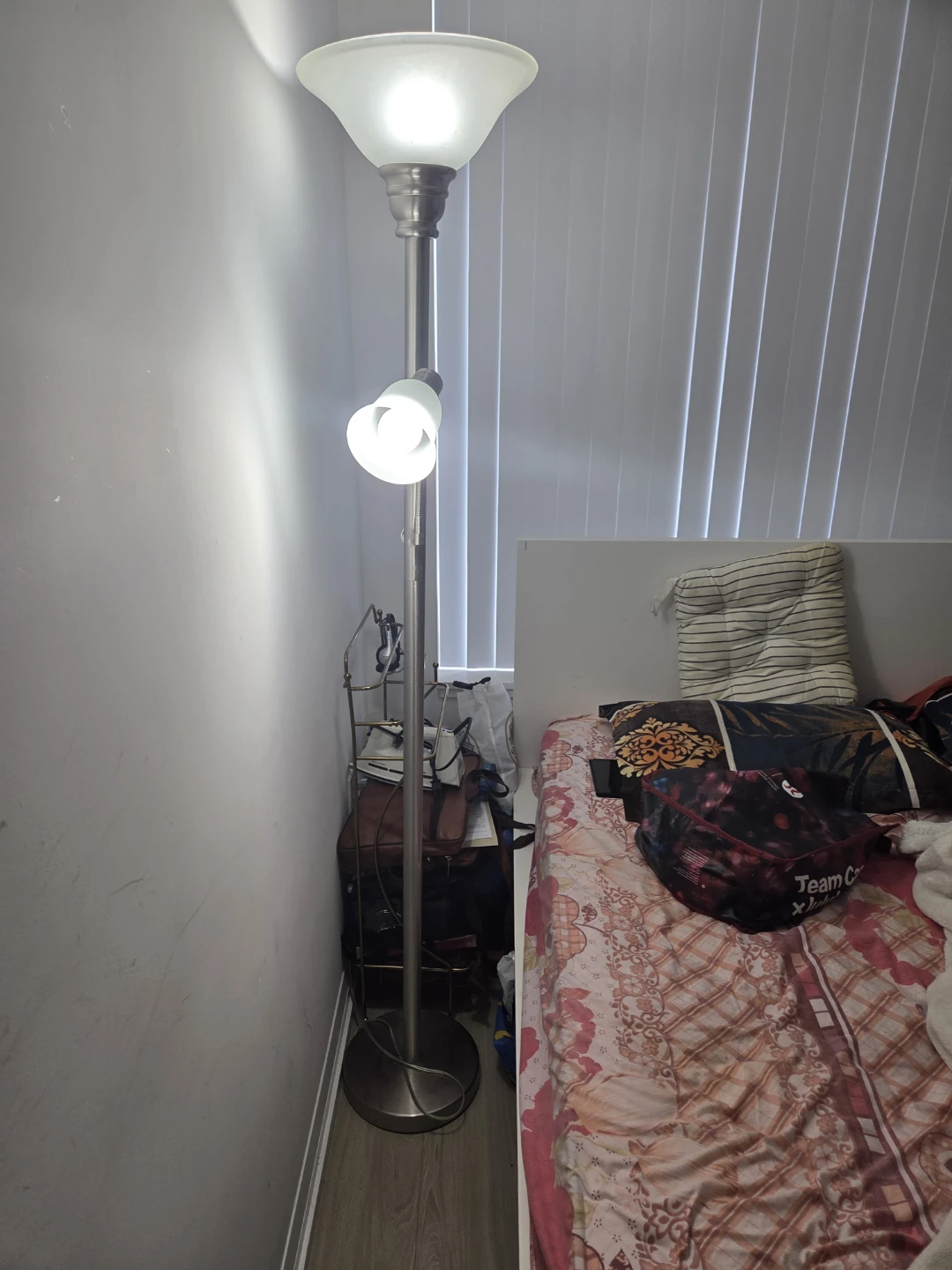 Floor Lamp with Two Lights - photo 5