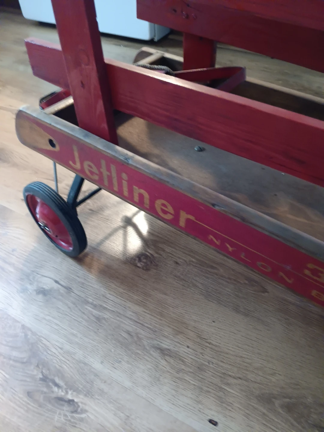 Red Jetliner Wagon