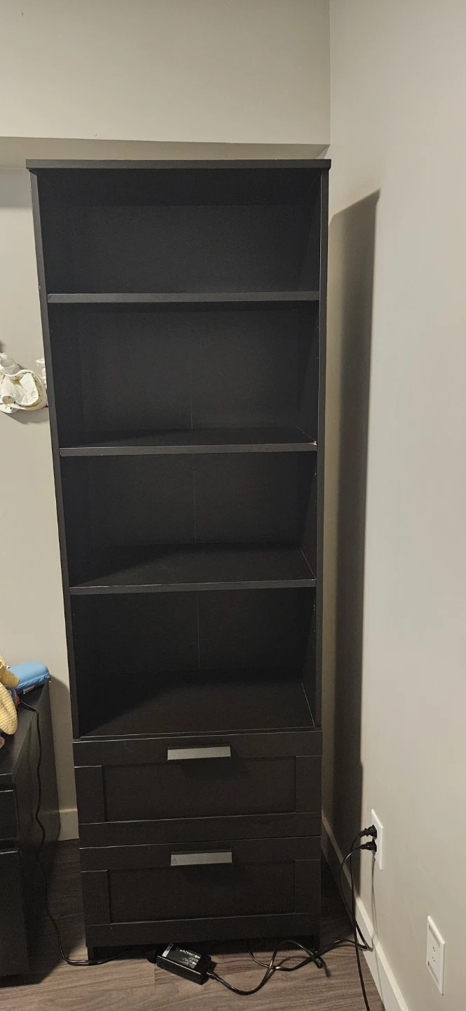 Bookshelf or storage shelf