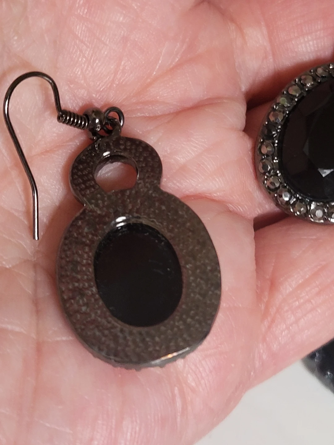Black Gemstone Necklace and Earring Set - photo 3