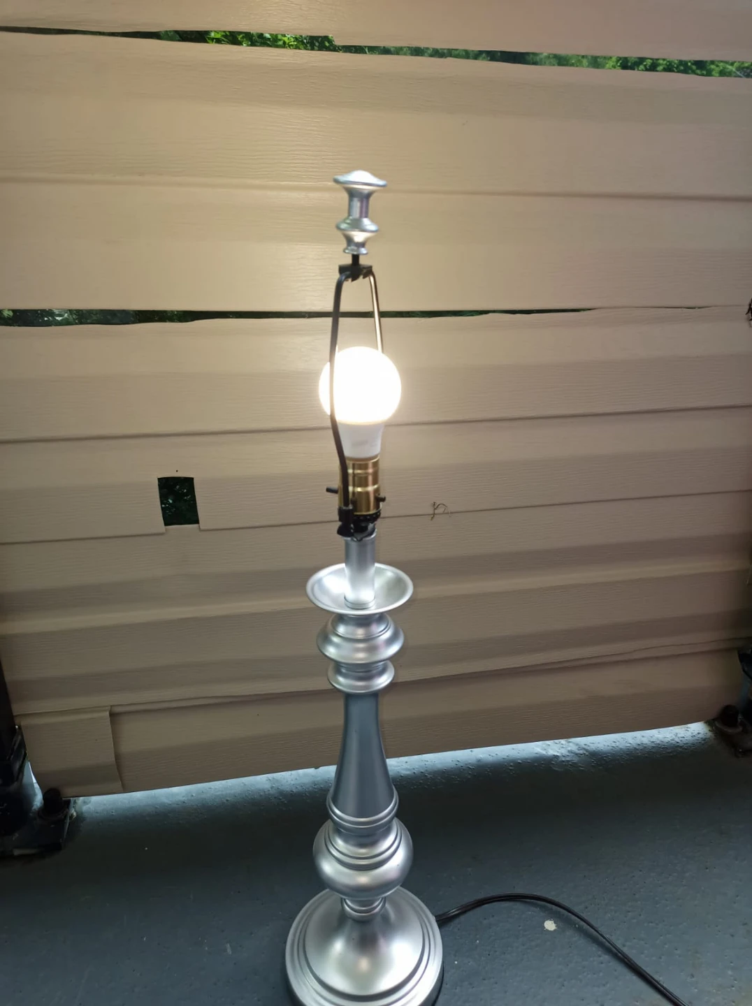 Brushed Nickel Lamp w/Bulb - photo 2