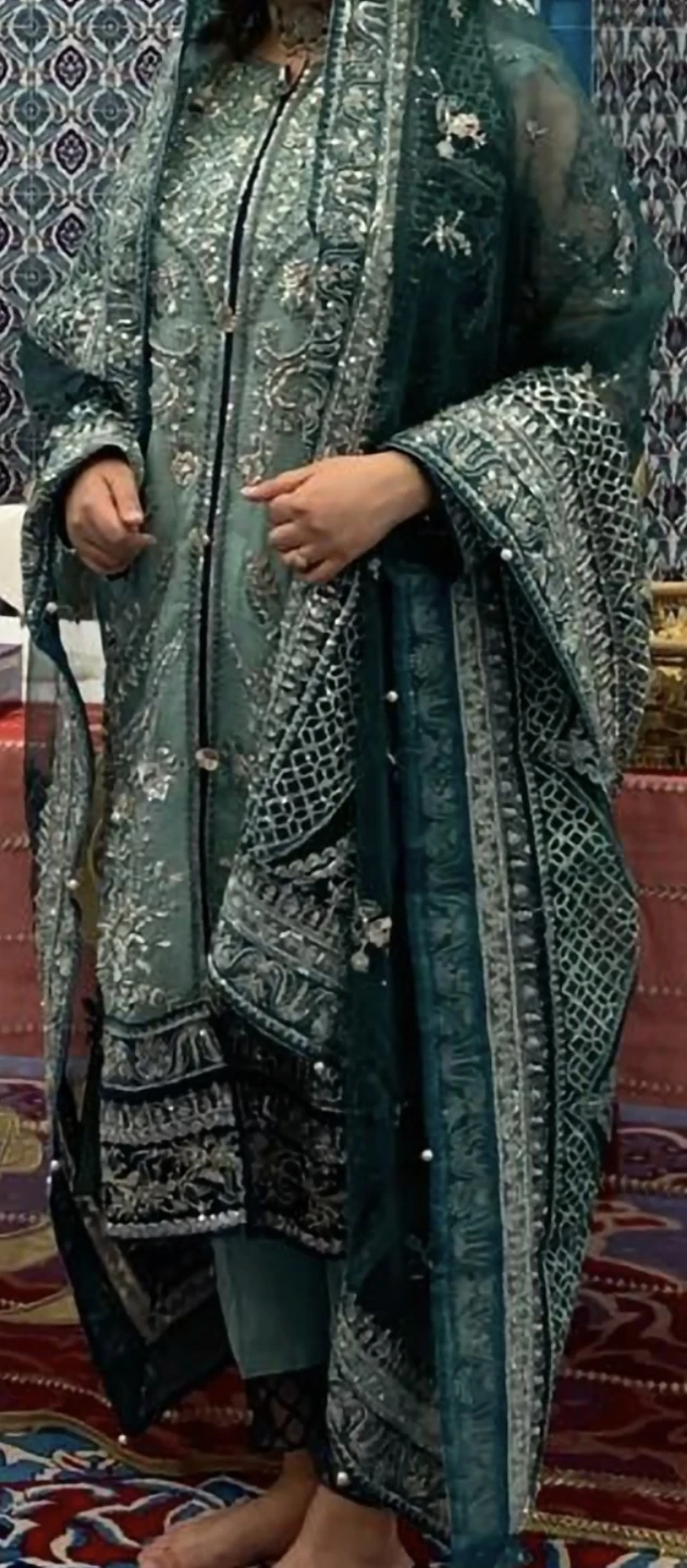 Women's Embroidered Teal Kurti Set - photo 3