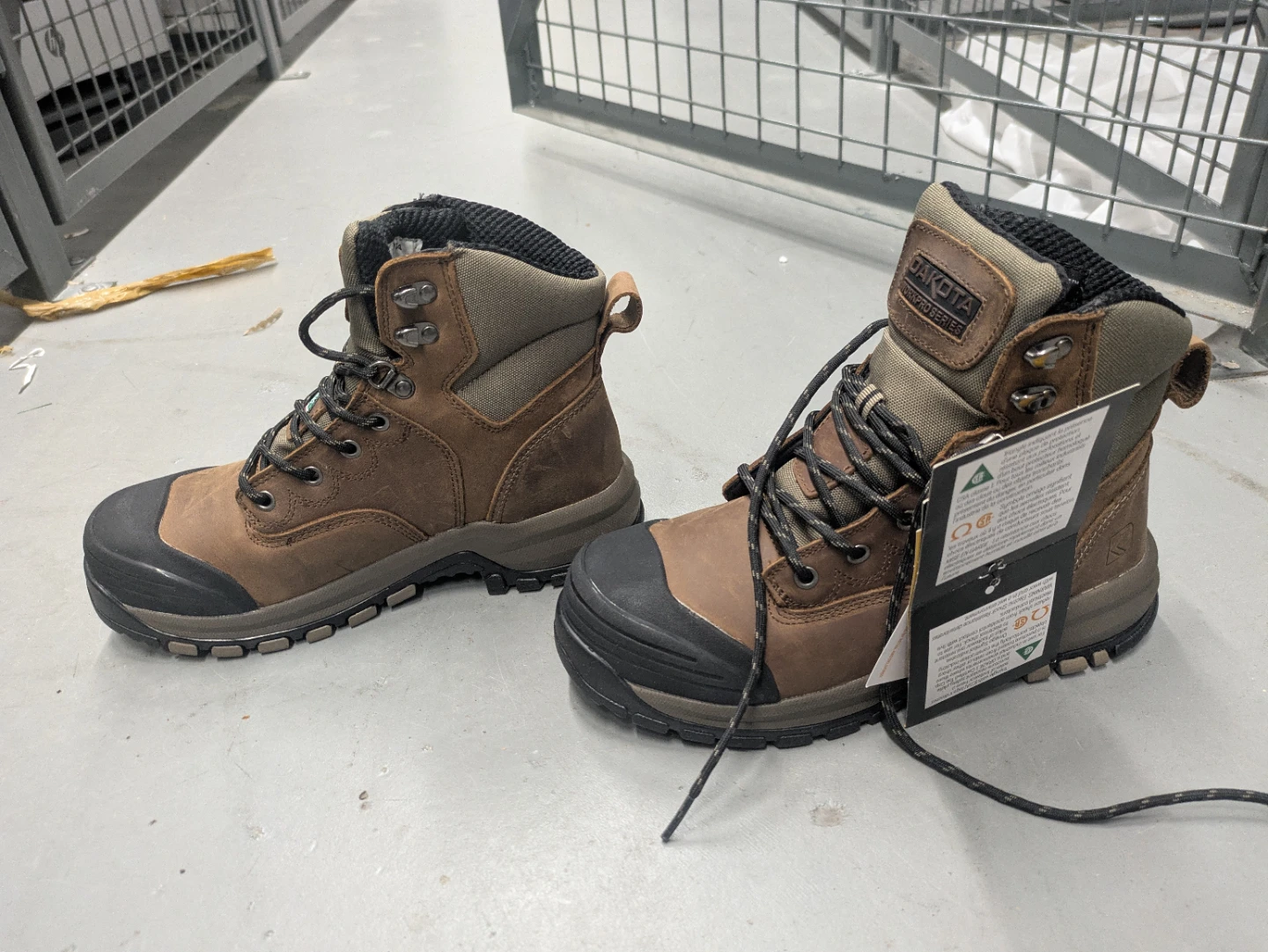 Dakota Workpro Series 6" Steel Toe Work Boots, Women's size 8.5 - photo 5