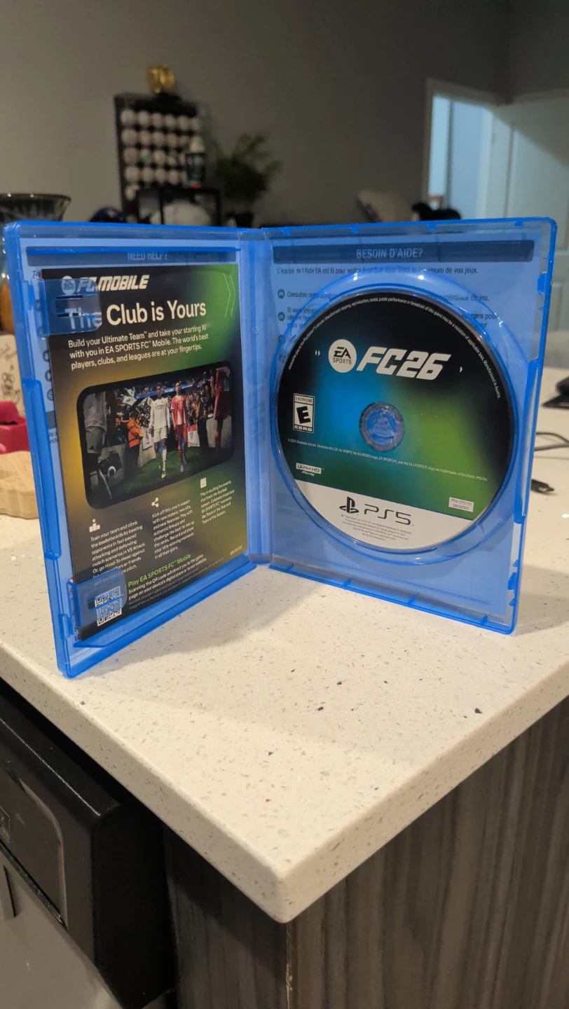 FC26 PS5 (Mostly Untouched)