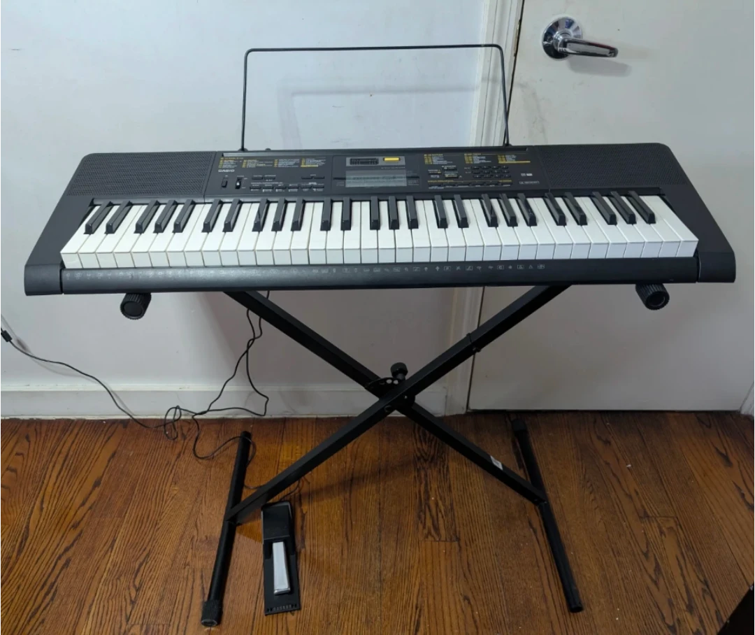 Casio CTK-2400 Portable Keyboard