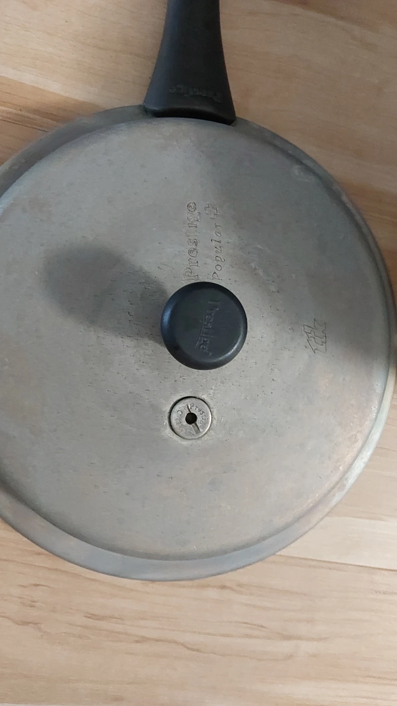 Prestige Popular Pressure Cooker with Idli Stand - photo 4