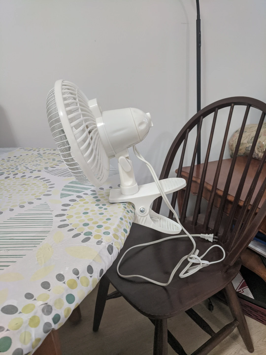 White Clip-On Fan - photo 5