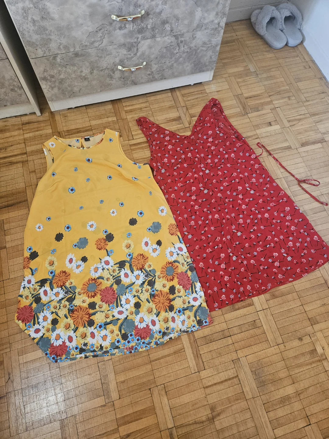 Two Women's Dresses - Yellow Floral & Red Floral - photo 2