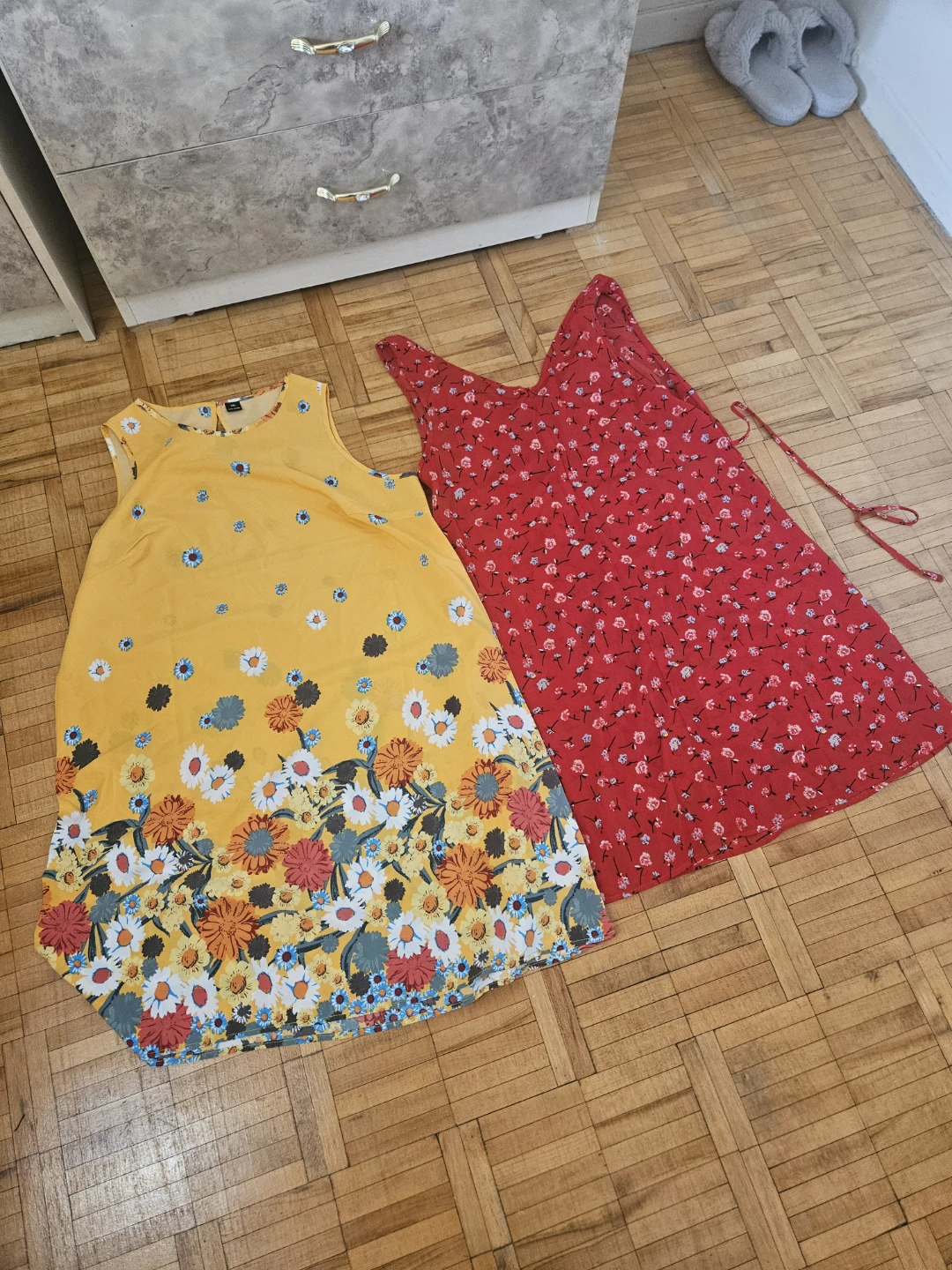 Two Women's Dresses - Yellow Floral & Red Floral - photo 3