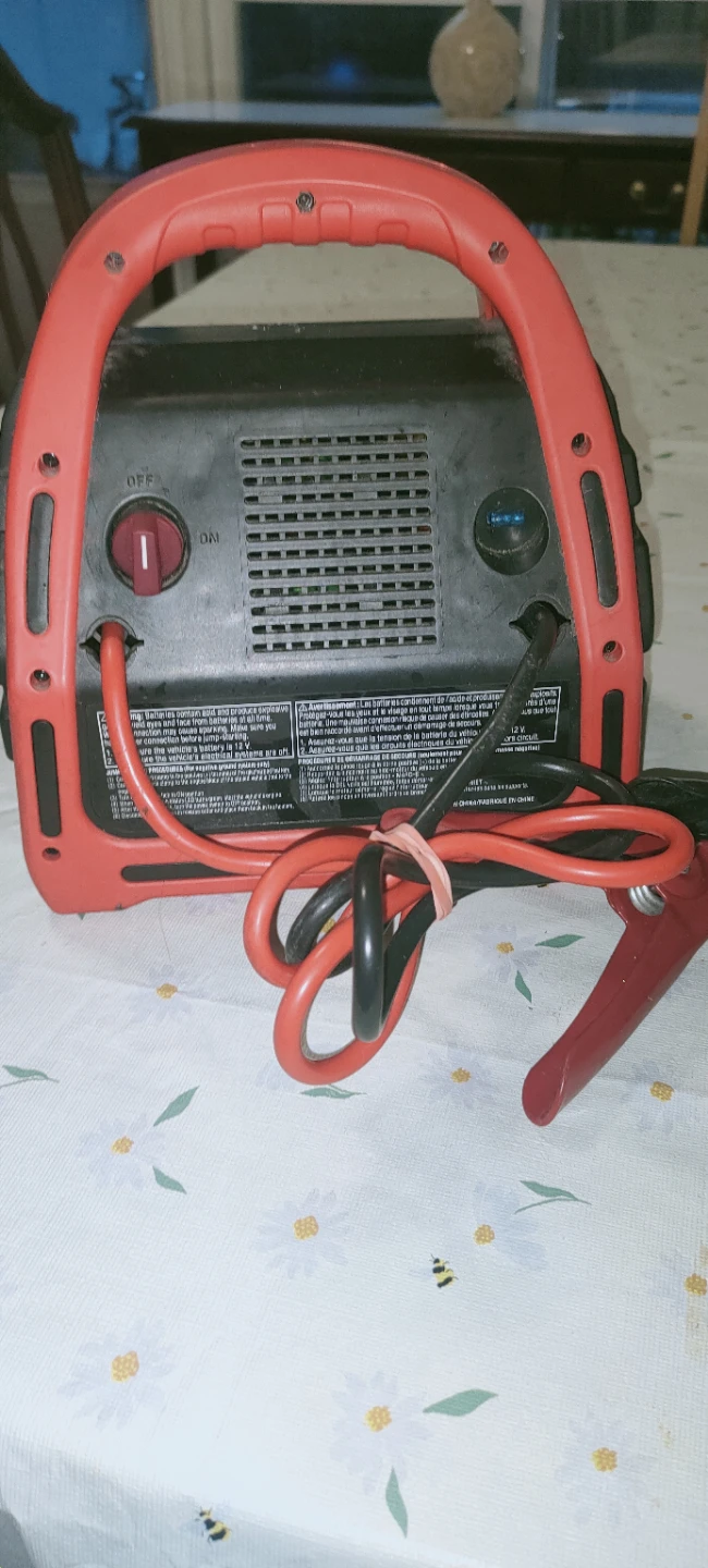 Motomaster Battery Booster Pack [ Without Adapter ] - photo 2