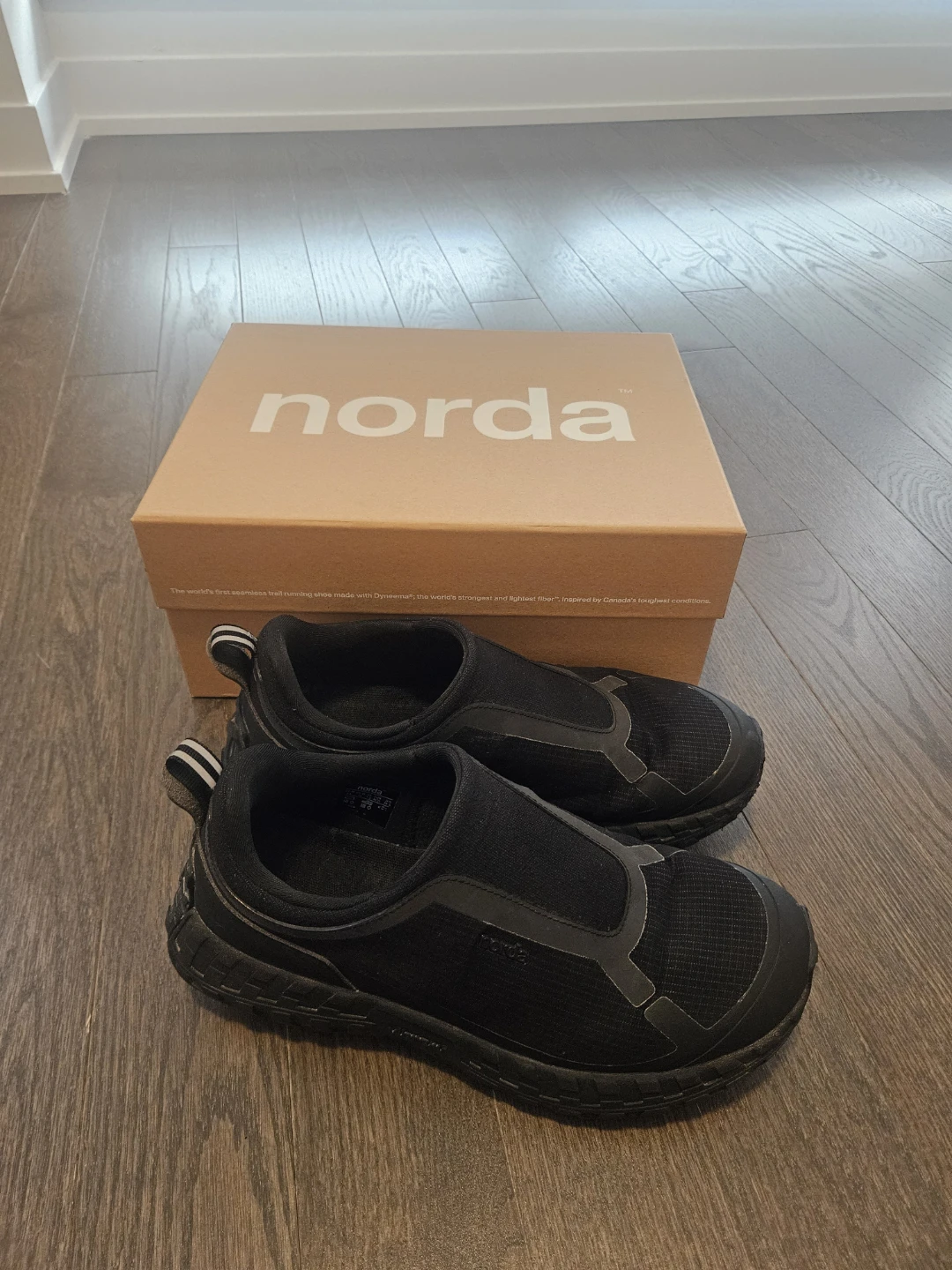 Norda Black Slip-On Running Shoes