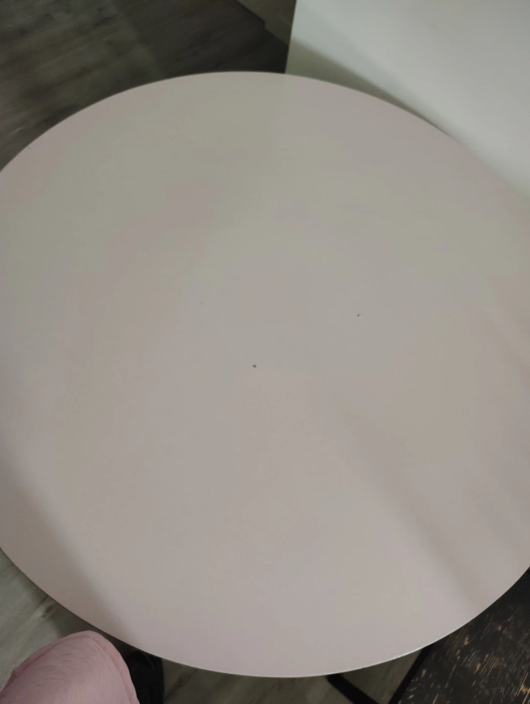 Round Table with Black Pedestal Base - photo 3