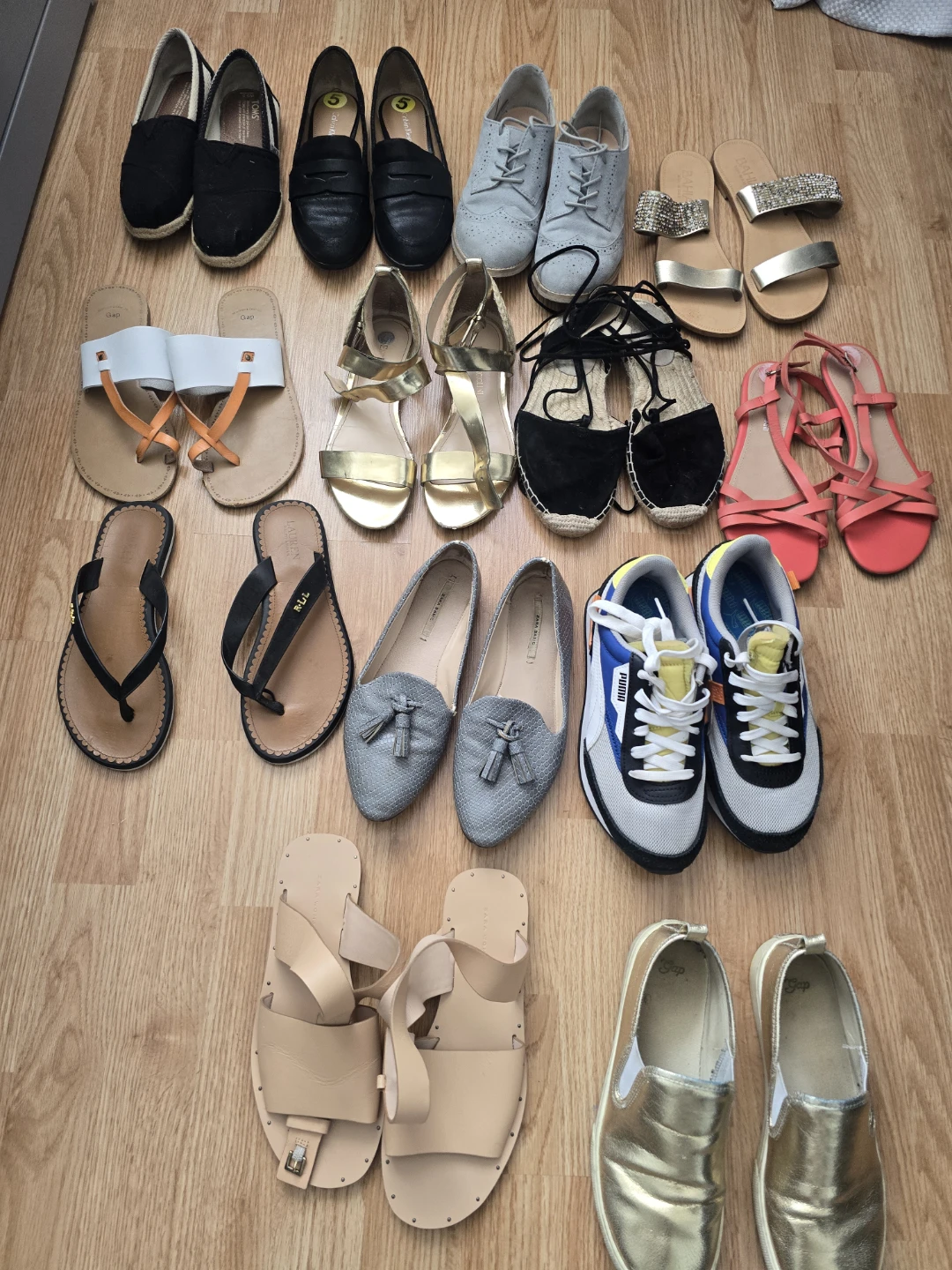 Assorted Women's Shoes