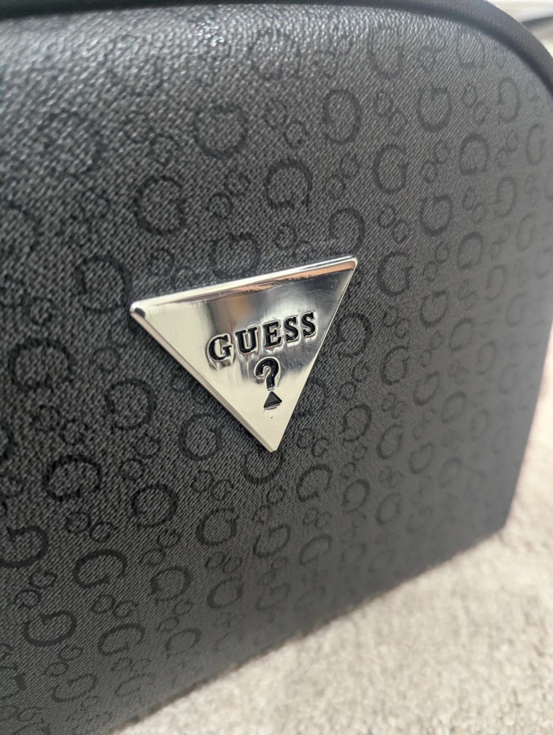 Guess Cosmetic Bag - photo 5