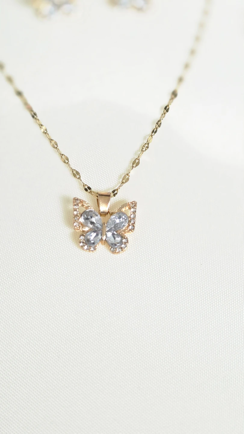 Butterfly Necklace and Earring Set - photo 4