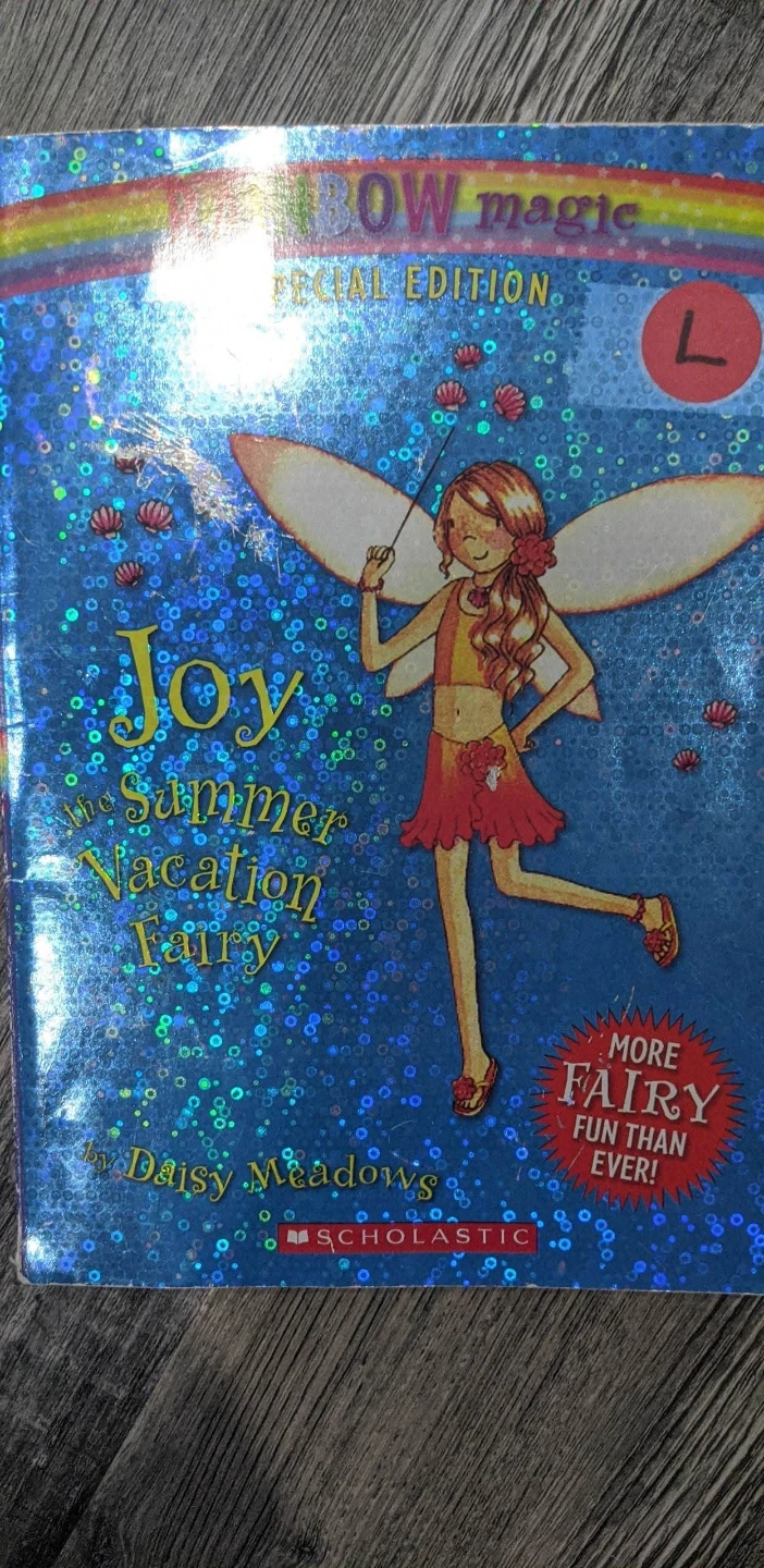 Rainbow Magic Joy the Summer Vacation Fairy Book - photo 3