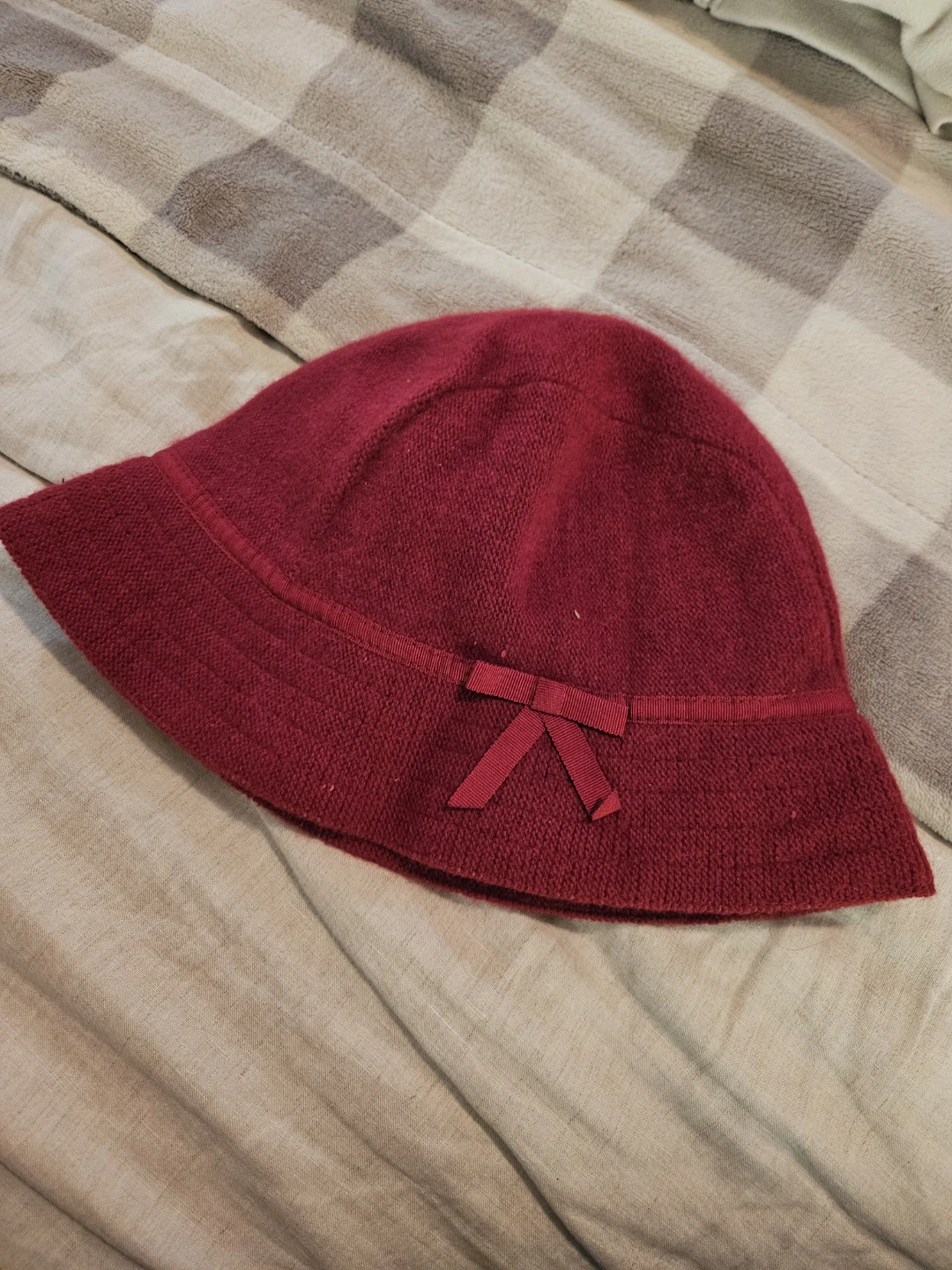 GAP Red Bucket Hat with Bow - photo 2