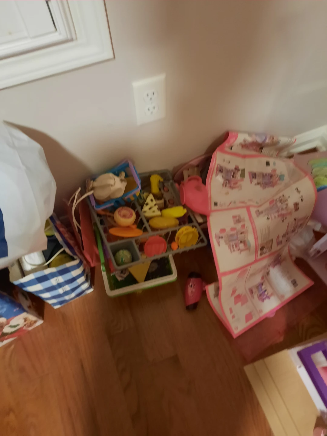 Barbie Dreamhouse with Accessories and Dolls - photo 2