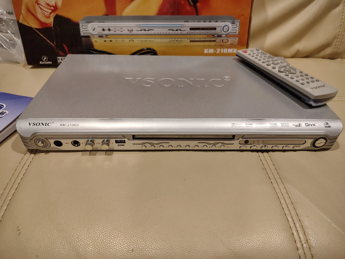 VSONIC KM-210MX Karaoke DVD Player with Remote - photo 2