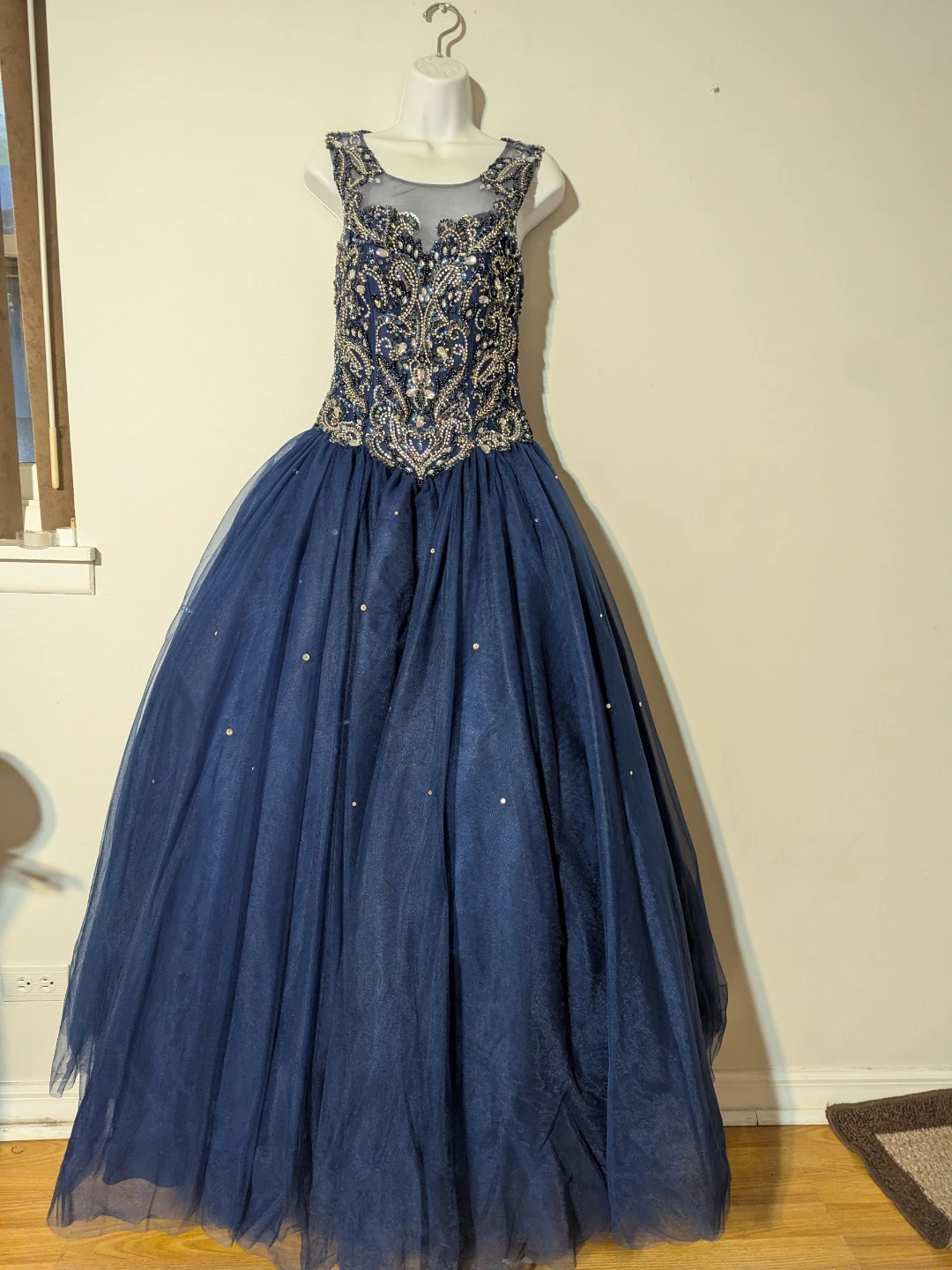 Navy Blue quinceañera drees with Accessories