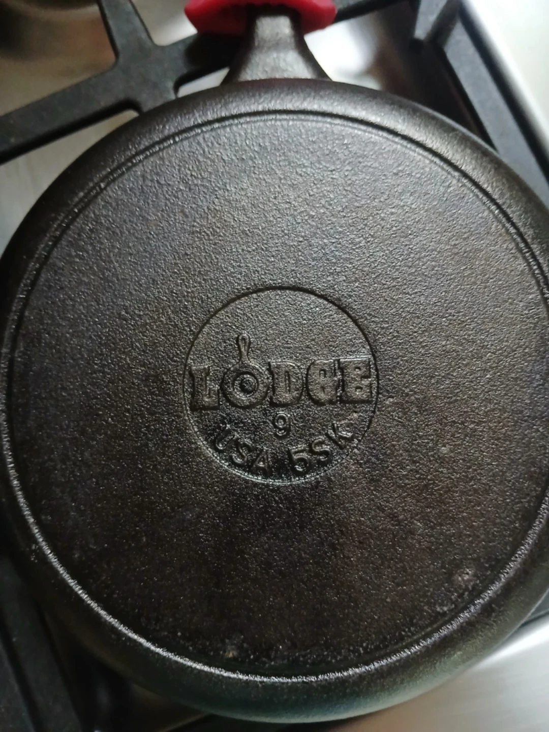 Lodge Cast Iron Skillet with Red Handle - photo 3