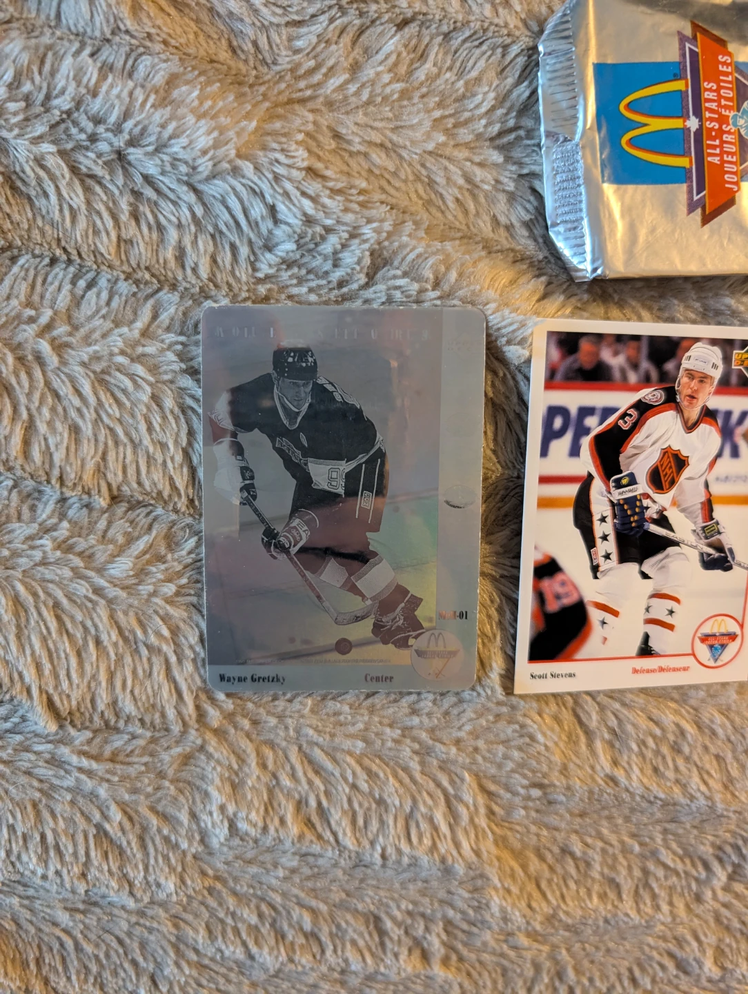 Hockey, Baseball and Baseball Cards 1990/91 - photo 2