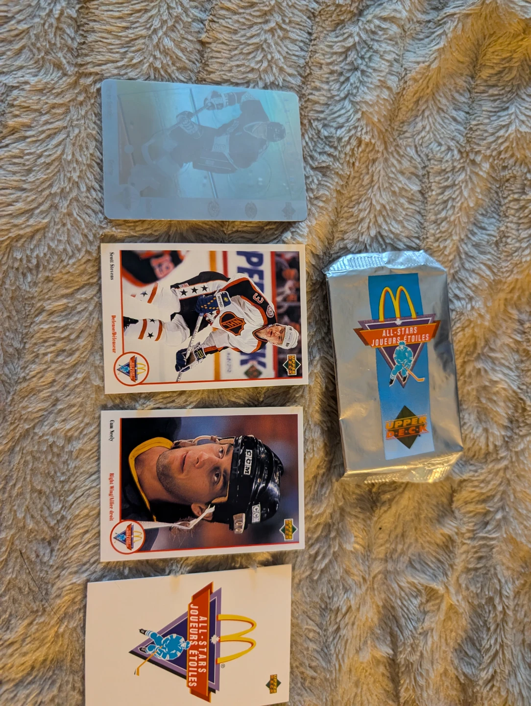 Hockey, Baseball and Baseball Cards 1990/91 - photo 3