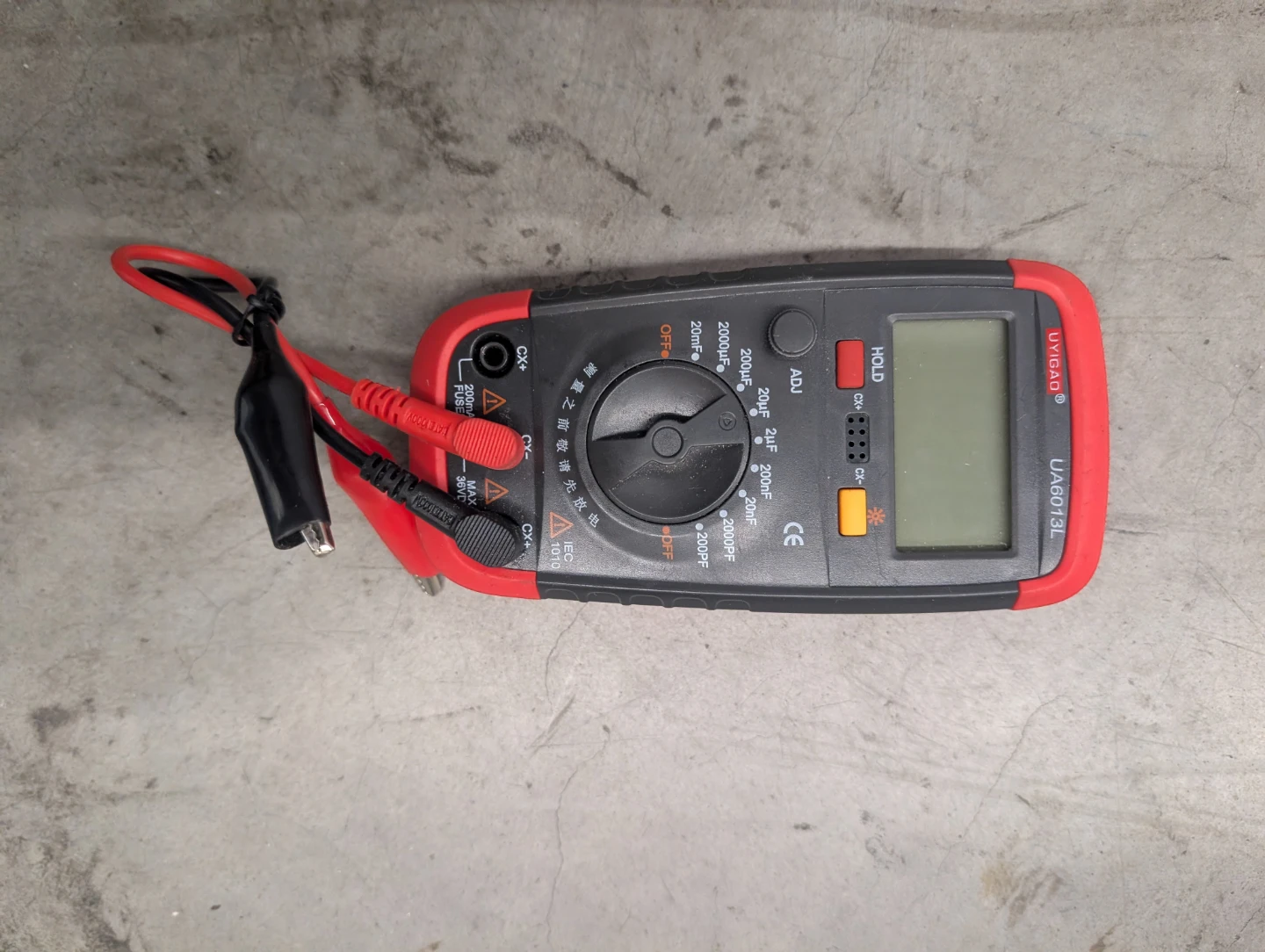 UNI-T UA6013L Digital LCR Meter
