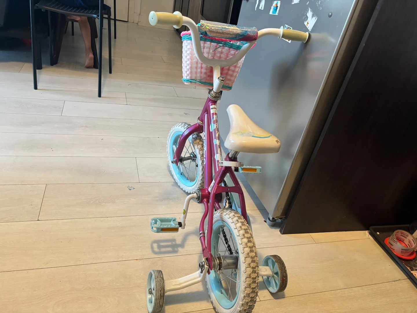 Movelo Kids Bicycle with Basket - photo 3