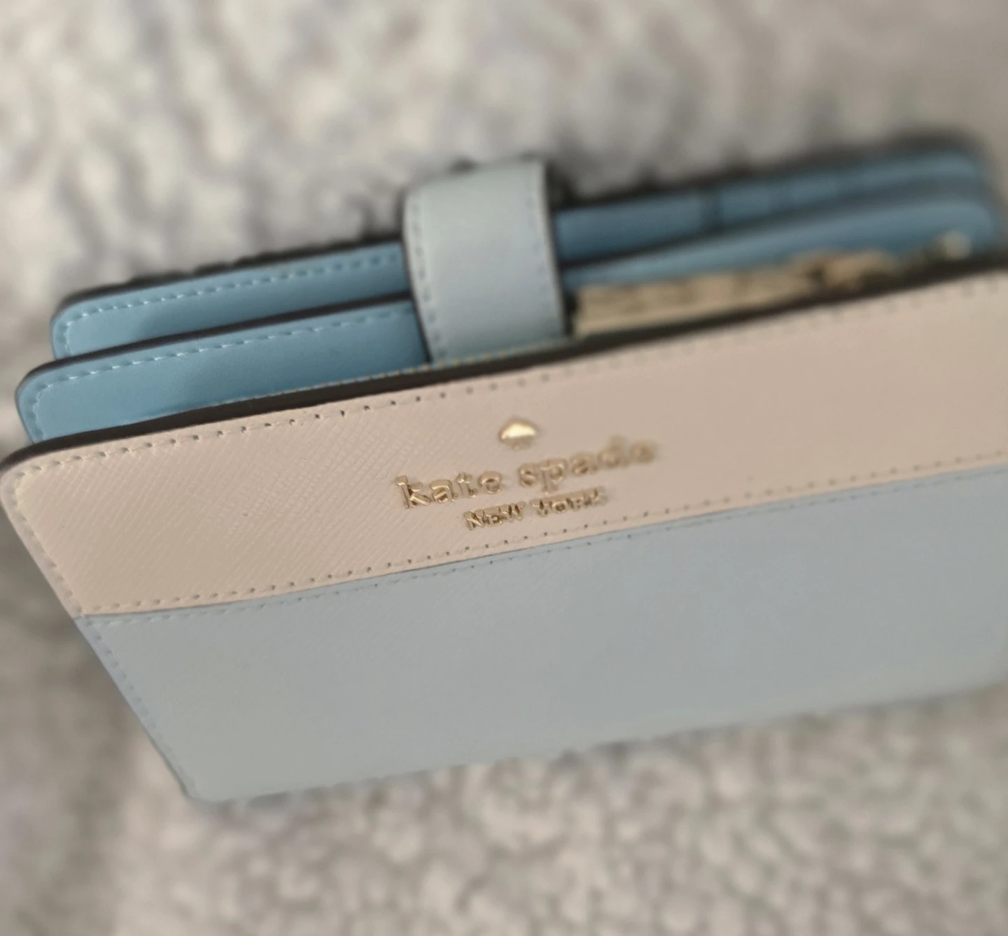 Original Kate Spade Two-Tone Bi-Fold Wallet - photo 3