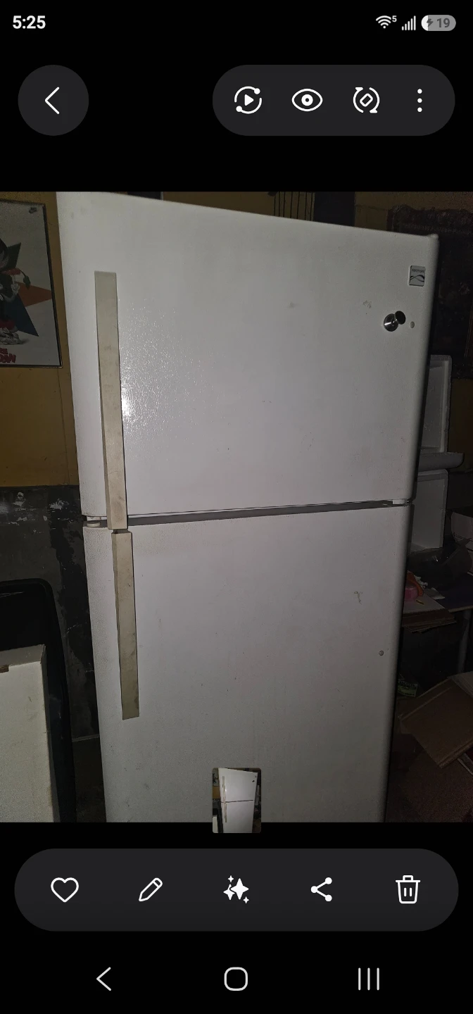 Used back up refrigerator  needs to be gone by 26th July