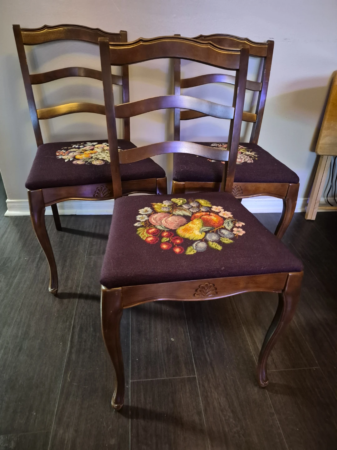 Set of Vintage Wooden Embroidered Chairs - photo 2