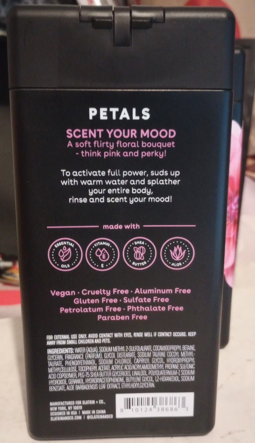 DWELL 212 Petals Body Washes - set of 2 - photo 3