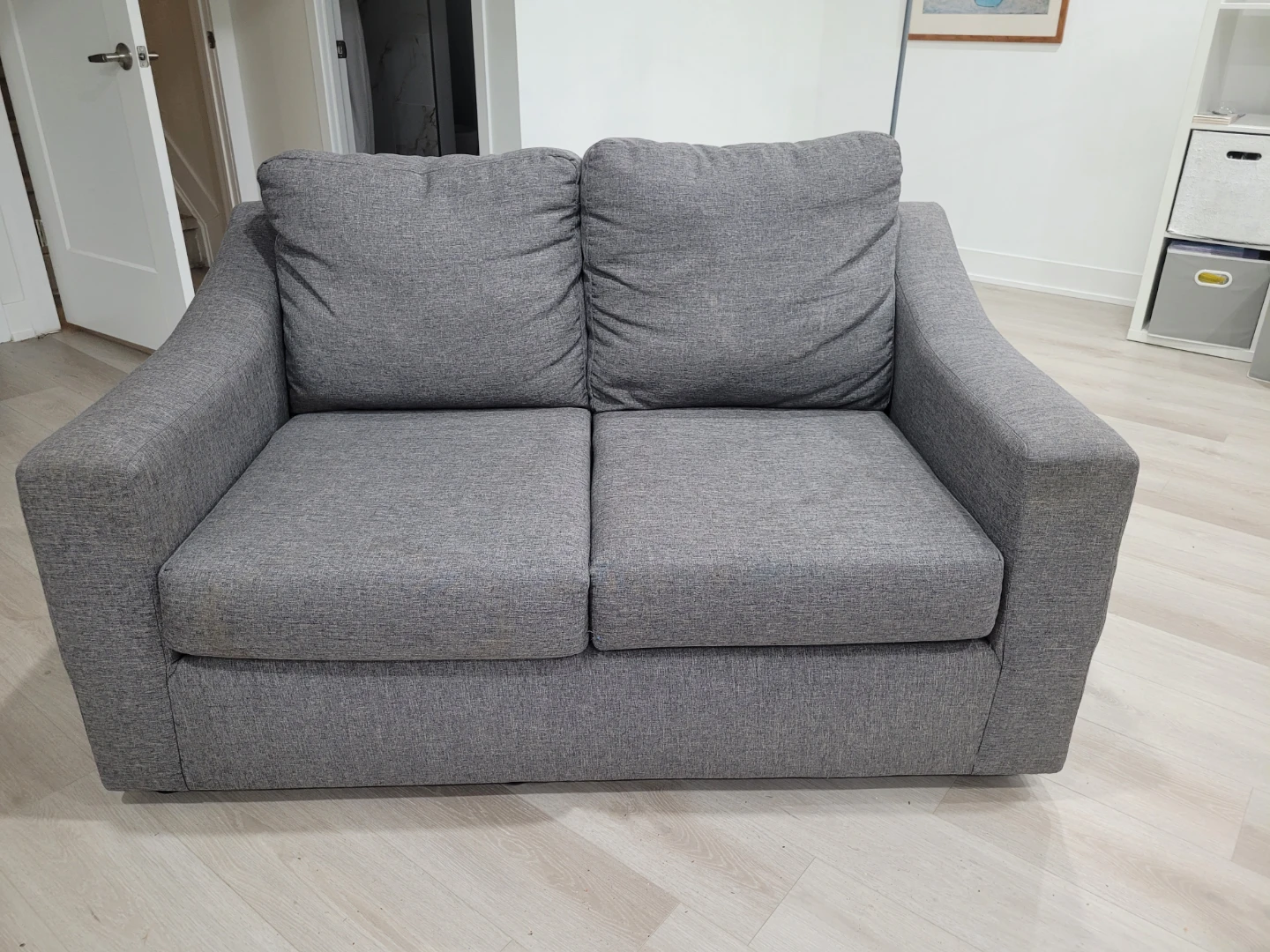 Grey loveseat sofa - photo 2