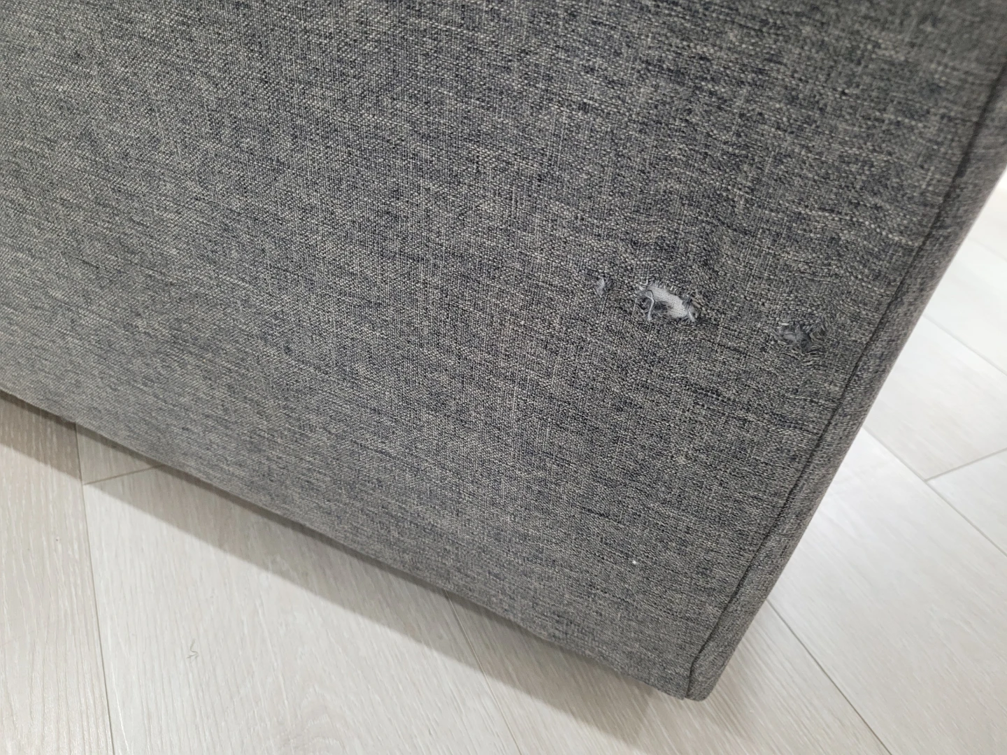 Grey loveseat sofa - photo 3