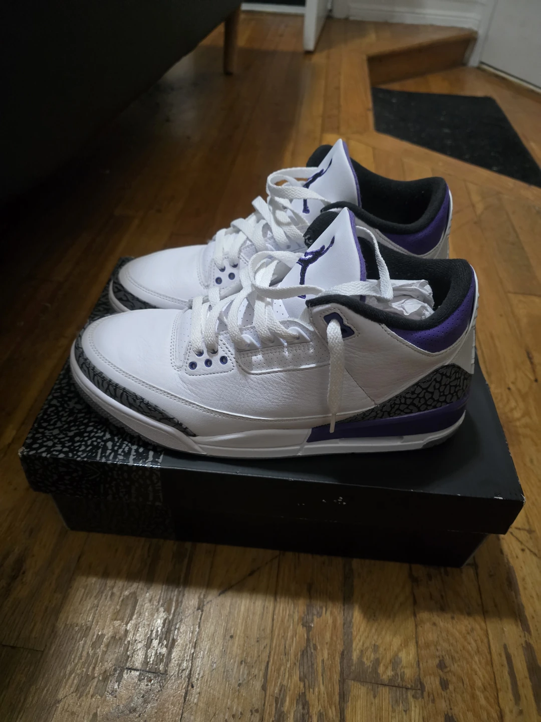 Jordan retro 3 Dark Iris Purple White, Size 10.5 - photo 4